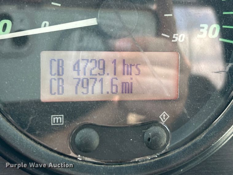 image for item FC5351 2011 Elgin Pelican NP street sweeper