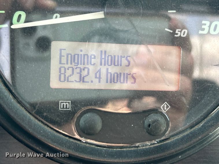 image for item FC5351 2011 Elgin Pelican NP street sweeper