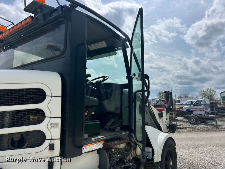 image for item FC5351 2011 Elgin Pelican NP street sweeper