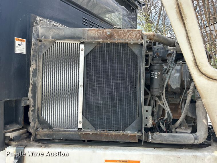 image for item FC5351 2011 Elgin Pelican NP street sweeper