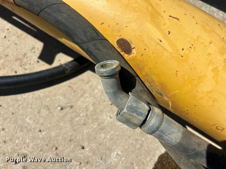 image for item FC5355 (2) dump bed lift cylinders 