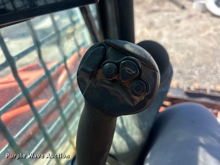 image for item FC5356 2021 Kubota SVL 97-2 tracked skid steer loader