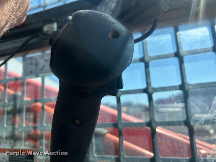 image for item FC5356 2021 Kubota SVL 97-2 tracked skid steer loader