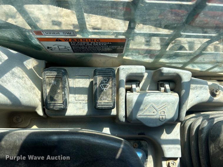 image for item FC5356 2021 Kubota SVL 97-2 tracked skid steer loader