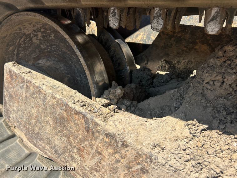 image for item FC5356 2021 Kubota SVL 97-2 tracked skid steer loader