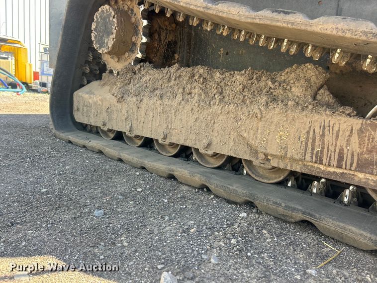 image for item FC5356 2021 Kubota SVL 97-2 tracked skid steer loader