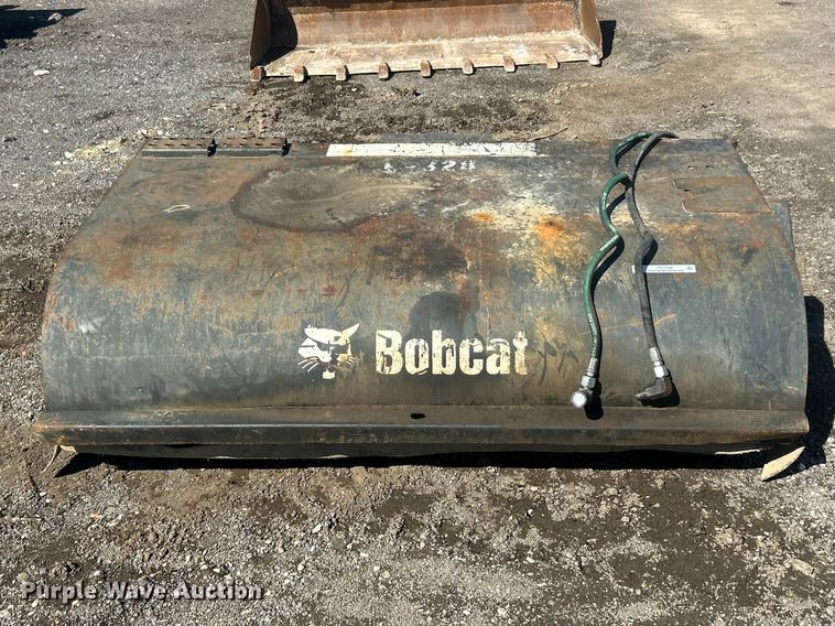 image for item FC5360 2015 Bobcat 72 Sweeper skid steer sweeper