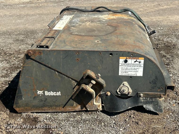 image for item FC5360 2015 Bobcat 72 Sweeper skid steer sweeper