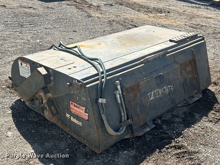image for item FC5360 2015 Bobcat 72 Sweeper skid steer sweeper
