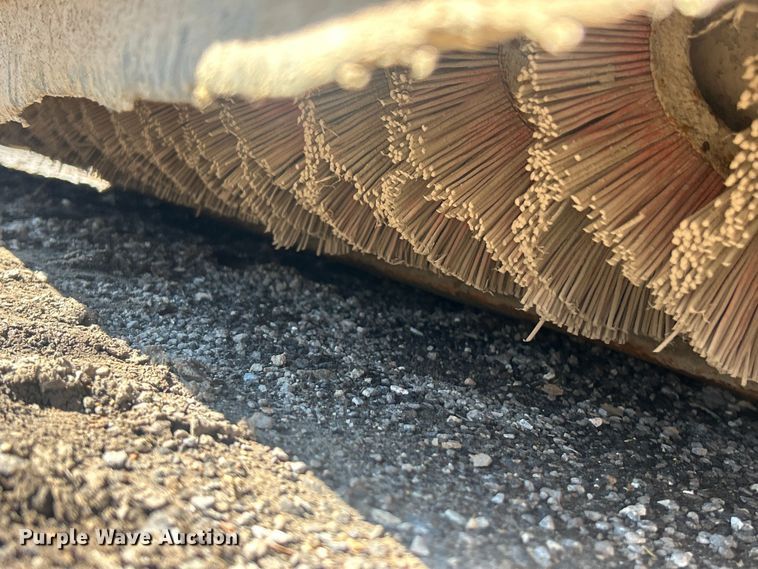 image for item FC5360 2015 Bobcat 72 Sweeper skid steer sweeper