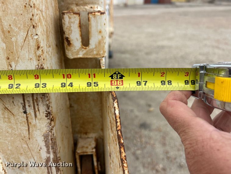 image for item FC5368 2004 Ford F750 Super Duty dump truck