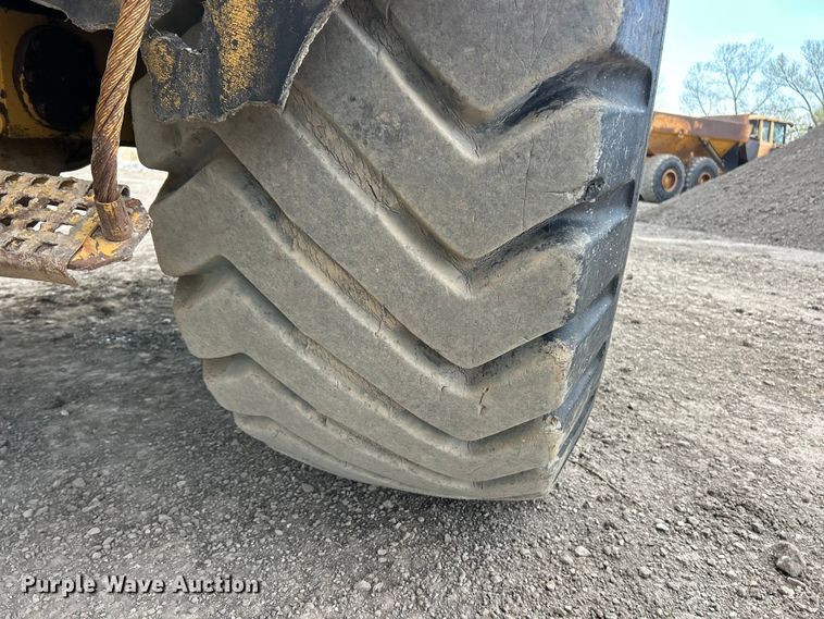 image for item FC5373 1993 Caterpillar D250D articulated haul truck