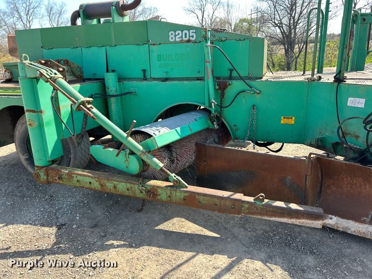 image for item FC5376 Barber-Green BG750 road widener