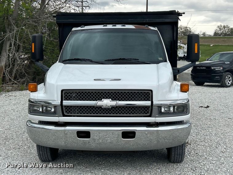 image for item FC5408 2005 Chevrolet C5500 dump truck