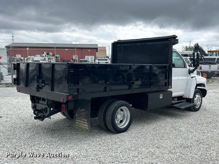 image for item FC5408 2005 Chevrolet C5500 dump truck