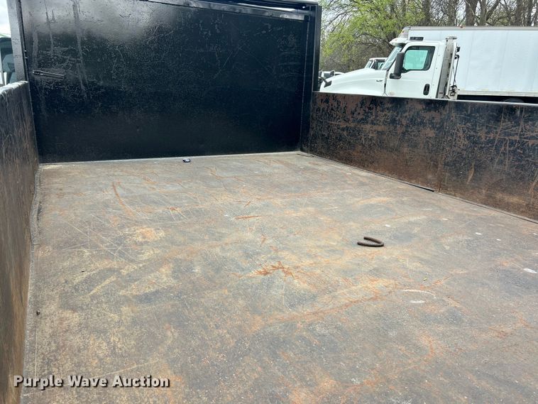 image for item FC5408 2005 Chevrolet C5500 dump truck