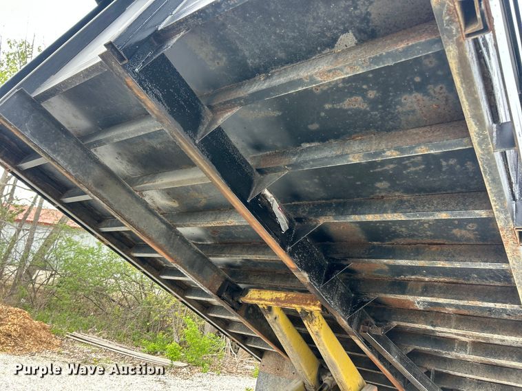 image for item FC5408 2005 Chevrolet C5500 dump truck