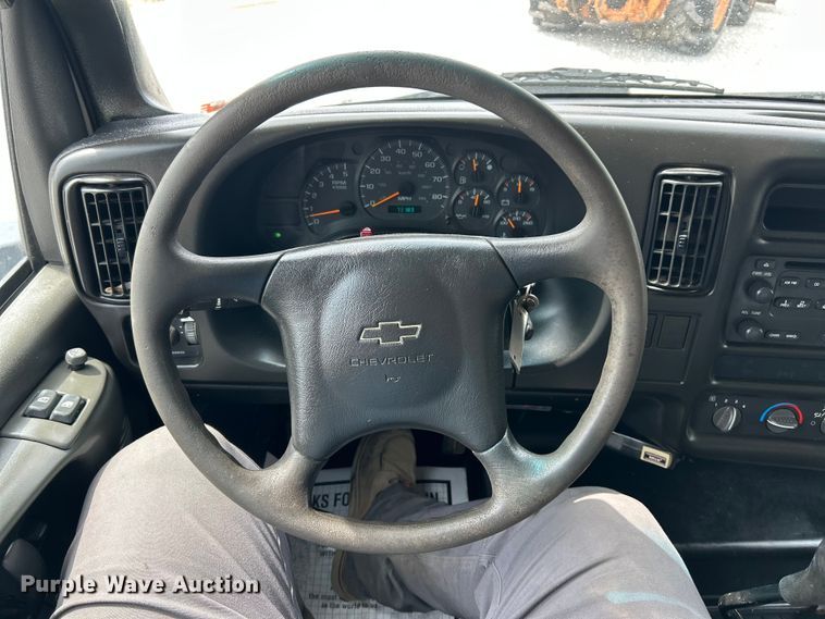 image for item FC5408 2005 Chevrolet C5500 dump truck