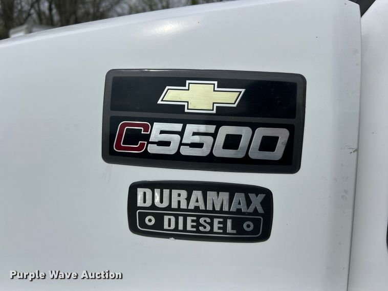 image for item FC5408 2005 Chevrolet C5500 dump truck