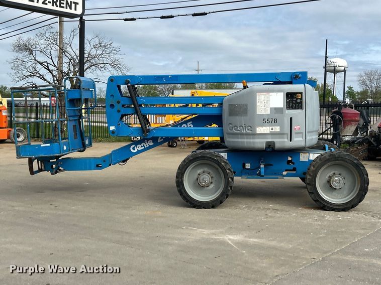 image for item FC5410 2012 Genie Z-45/25 boom lift
