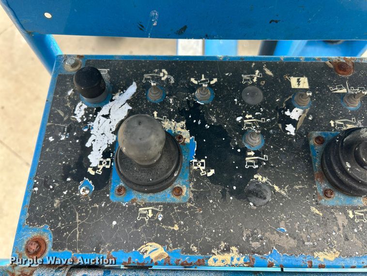 image for item FC5410 2012 Genie Z-45/25 boom lift