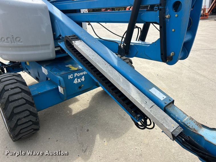 image for item FC5410 2012 Genie Z-45/25 boom lift