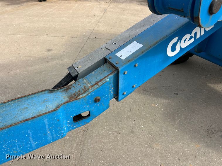 image for item FC5410 2012 Genie Z-45/25 boom lift