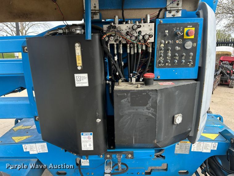 image for item FC5410 2012 Genie Z-45/25 boom lift