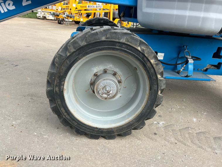 image for item FC5410 2012 Genie Z-45/25 boom lift