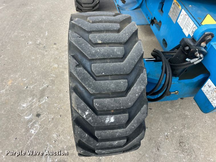 image for item FC5410 2012 Genie Z-45/25 boom lift