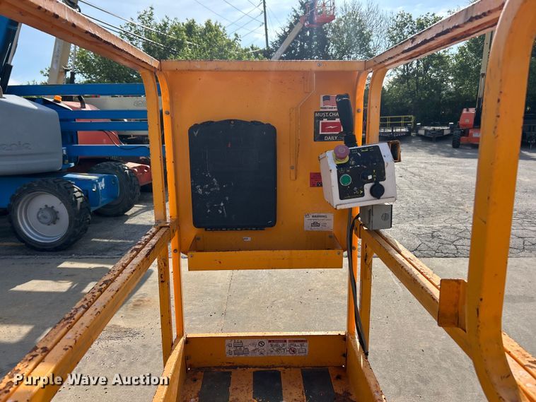 image for item FC5411 2019 Hy-Brid HB-1430 scissor lift