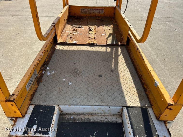 image for item FC5412 Hy-Brid HB-1430 scissor lift