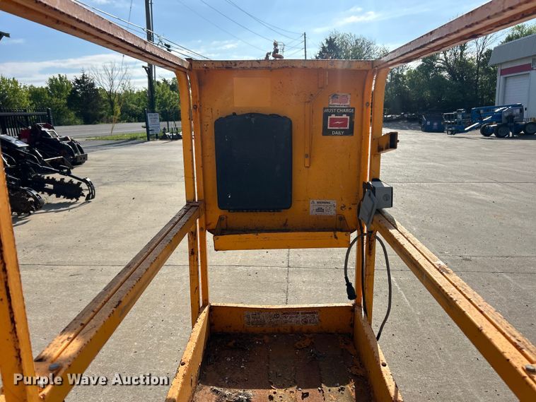 image for item FC5412 Hy-Brid HB-1430 scissor lift