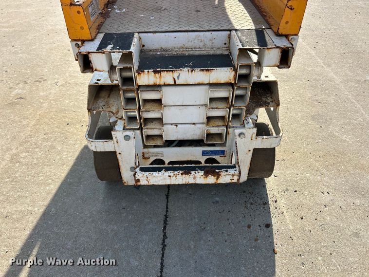 image for item FC5412 Hy-Brid HB-1430 scissor lift