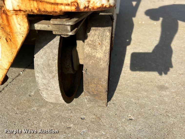 image for item FC5412 Hy-Brid HB-1430 scissor lift