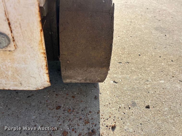 image for item FC5412 Hy-Brid HB-1430 scissor lift