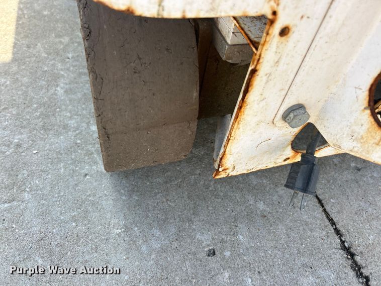 image for item FC5412 Hy-Brid HB-1430 scissor lift