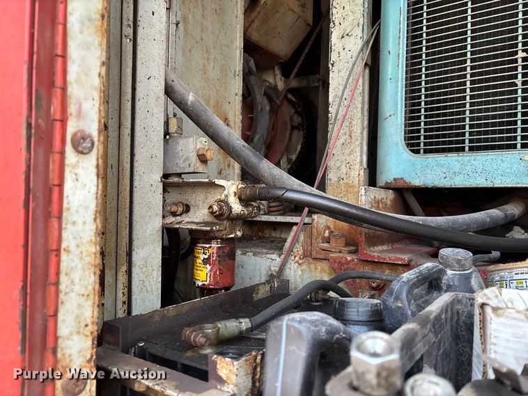 image for item FC5544 1975 FMC 75T-080 convertible