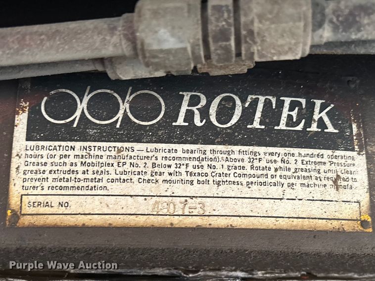 image for item FC5544 1975 FMC 75T-080 convertible