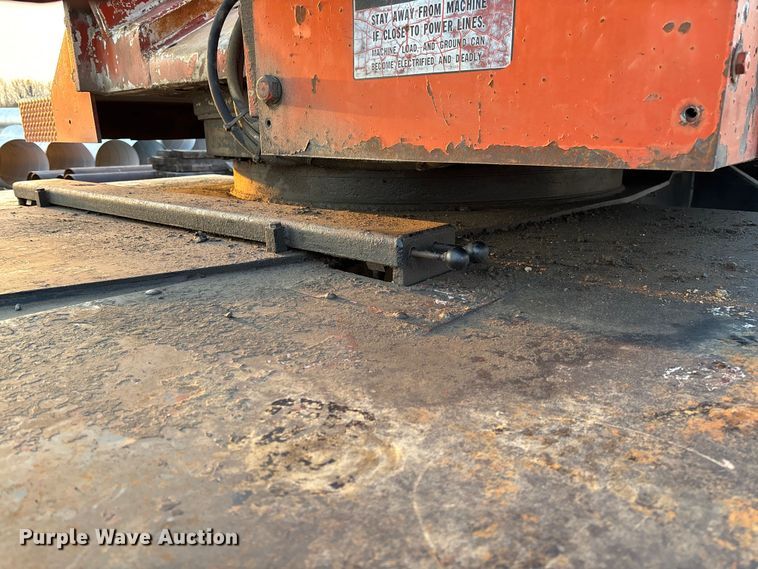 image for item FC5544 1975 FMC 75T-080 convertible