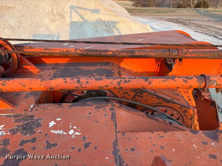 image for item FC5544 1975 FMC 75T-080 convertible