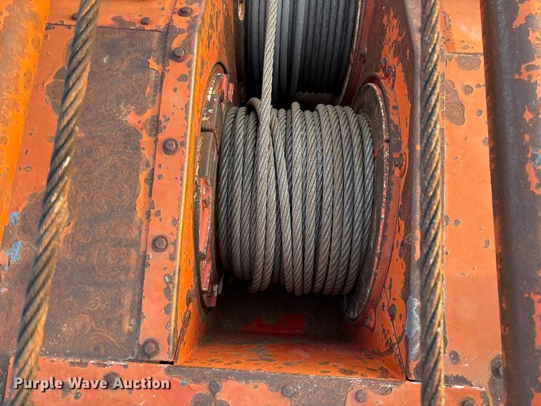 image for item FC5544 1975 FMC 75T-080 convertible