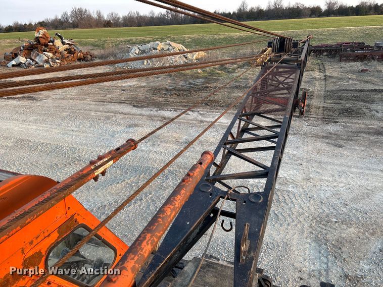 image for item FC5544 1975 FMC 75T-080 convertible