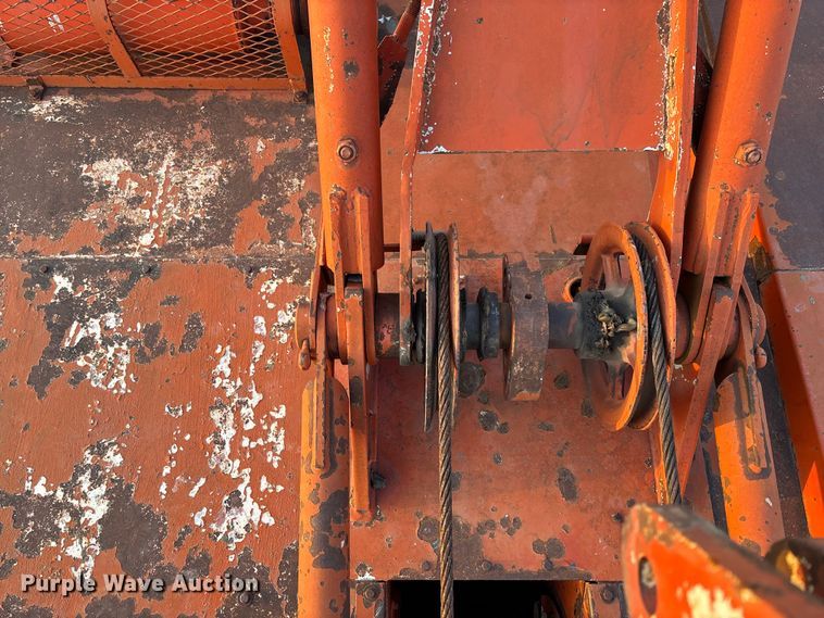 image for item FC5544 1975 FMC 75T-080 convertible