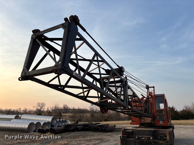 image for item FC5544 1975 FMC 75T-080 convertible