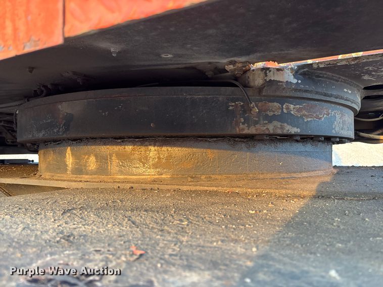 image for item FC5544 1975 FMC 75T-080 convertible