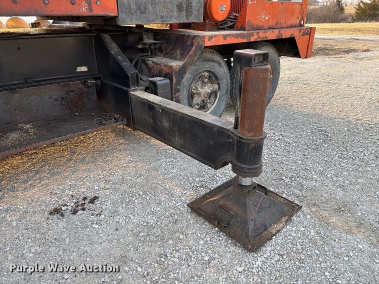 image for item FC5544 1975 FMC 75T-080 convertible