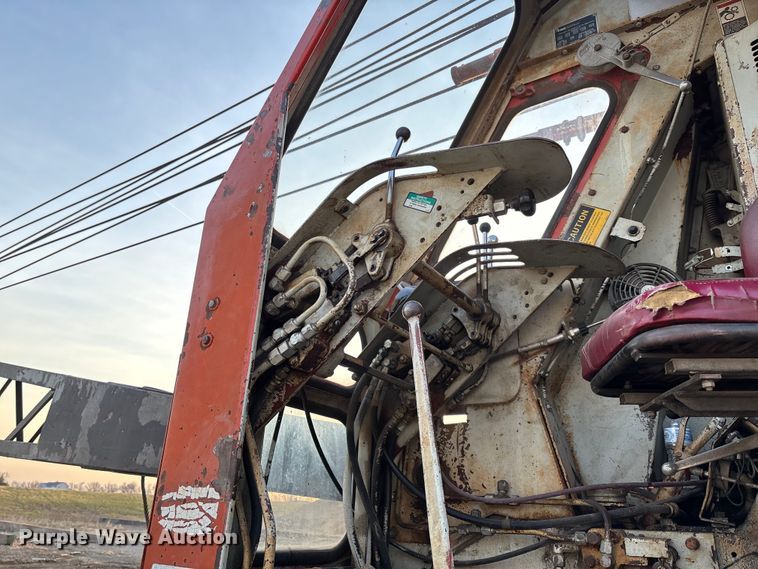 image for item FC5544 1975 FMC 75T-080 convertible