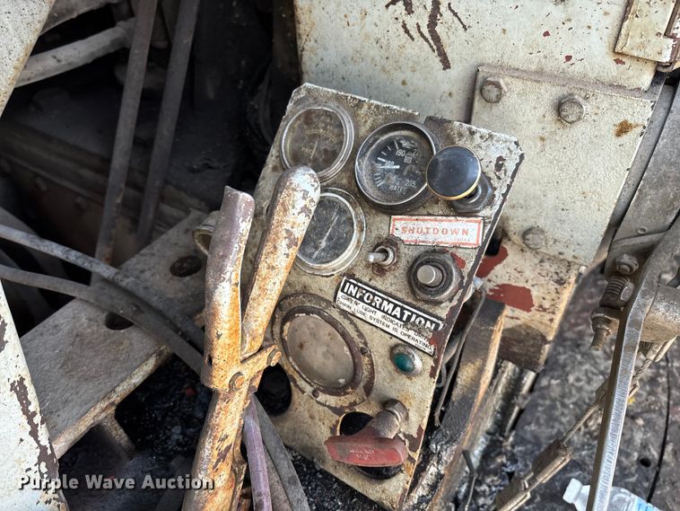 image for item FC5544 1975 FMC 75T-080 convertible