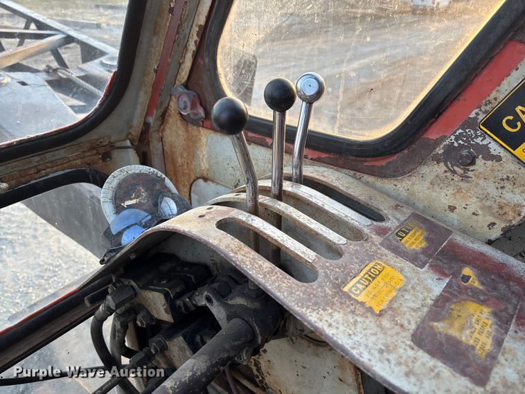 image for item FC5544 1975 FMC 75T-080 convertible